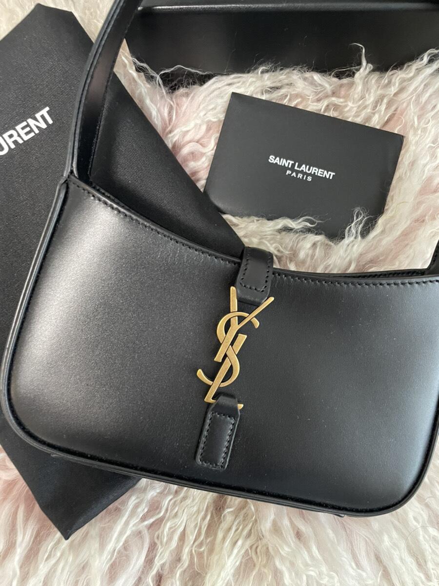 関税送料込国内発送★SAINT LAURENT Le 5 a 7 mini leather bag